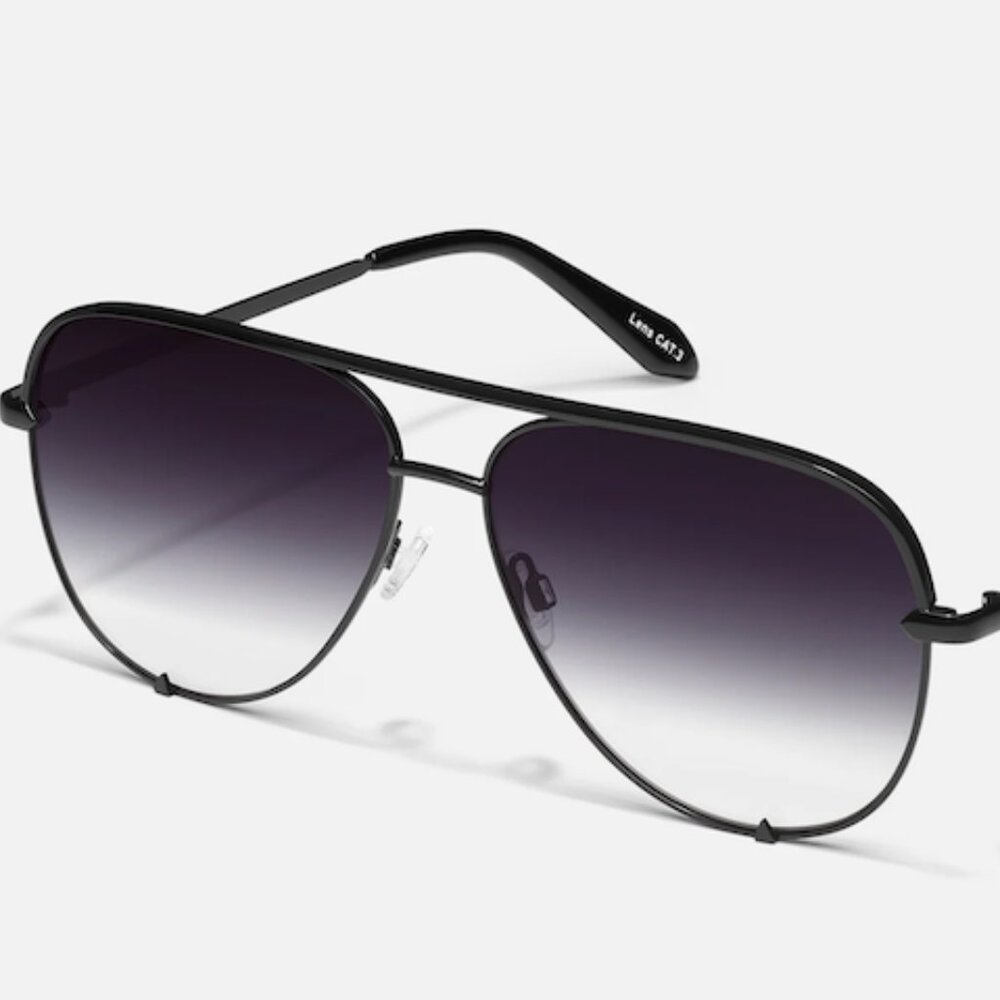 Quay High Key sunglasses, Standard, Black Frame / Fade Lens